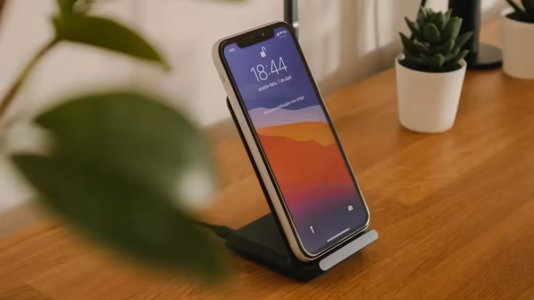 Telefonun Kablosuz Şarj Almama Sorunu: Kablosuz Şarj Neden Çalışmıyor?