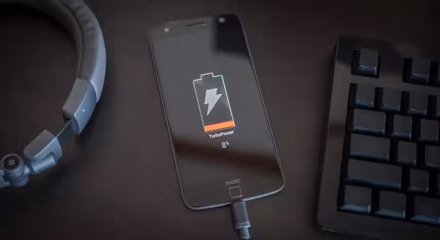 Telefonum Şarj Olmuyor: En Yaygın Nedenler ve Kesin Çözüm Yolları