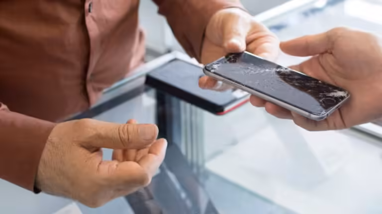 Uygun Fiyatlı Sıfır ve Yenilenmiş Telefon Satışı